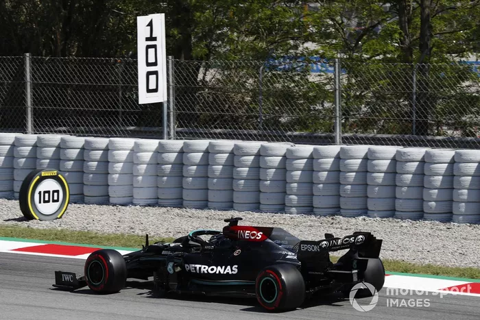 Lewis Hamilton, Mercedes W12. Hamilton consigue su 100ª pole position