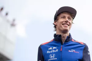 Brendon Hartley, Scuderia Toro Rosso lors de la parade des pilotes