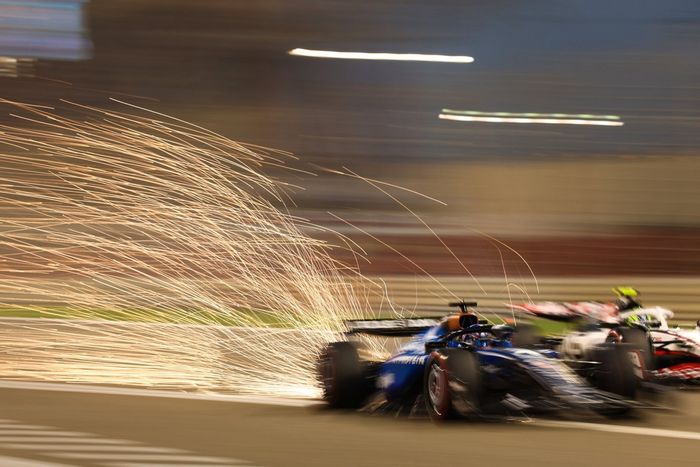 Oliver Bearman, Haas F1 Team, Alexander Albon, Williams