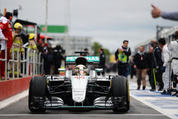 Race winner Lewis Hamilton, Mercedes AMG F1 W07 Hybrid enters parc ferme