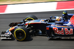 Carlos Sainz Jr., Scuderia Toro Rosso STR11
