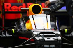 Red Bull Racing RB12, mit Cockpitschutz