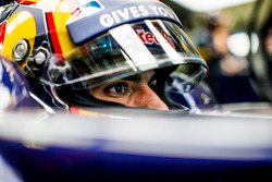 Карлос Сайнс-мол., Scuderia Toro Rosso STR11