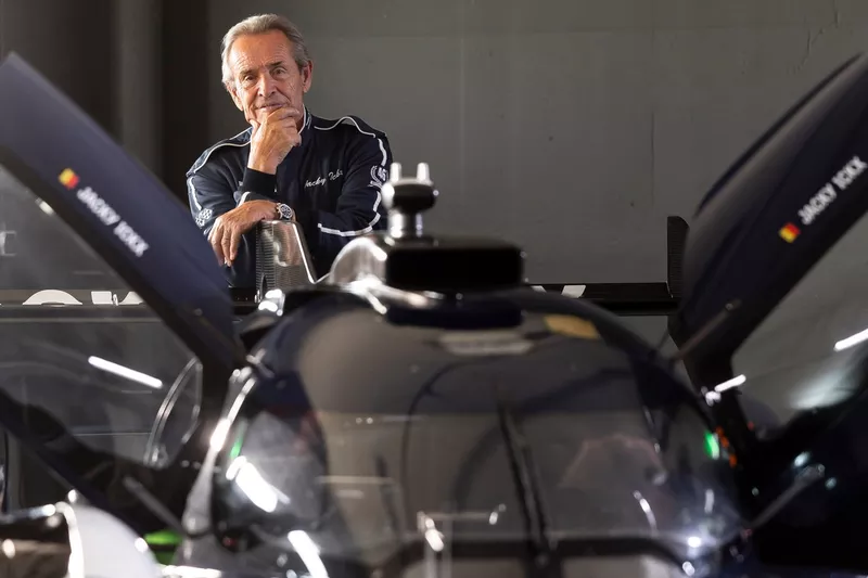 Jacky Ickx, Genesis Magma Racing