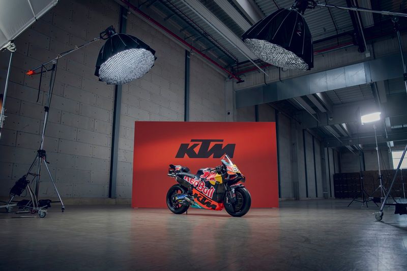 Livrea Red Bull KTM Factory Racing
