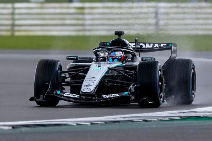 アンドレア・キミ・アントネッリ、メルセデス W17 