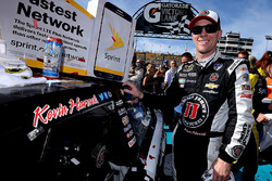 Sieger Kevin Harvick, Stewart-Haas Racing Chevrolet
