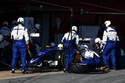 Marcus Ericsson, Sauber C35 oefent pitstop