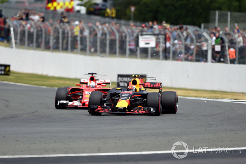 Sebastian Vettel, Ferrari SF70H e Max Verstappen, Red Bull Racing RB13