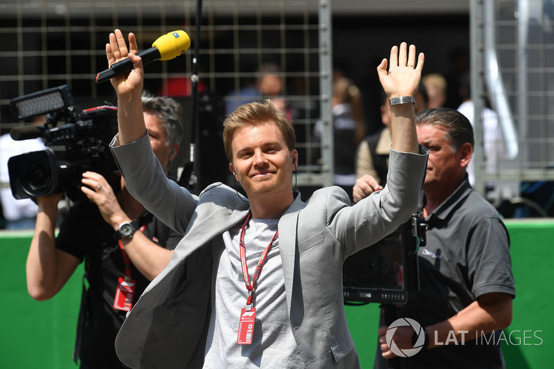 Nico Rosberg, Mercedes-Benz Ambassador on the grid