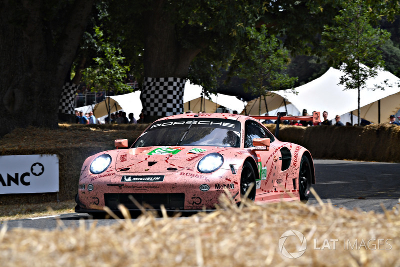Kevin Estre et sa Porsche 911 RSR 'Cochon Rose'