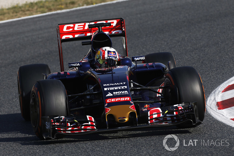 2015: Toro Rosso STR10 (два четвертых места, 7-е место в КК)