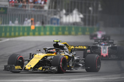 Карлос Сайнс, Renault Sport F1 Team RS18