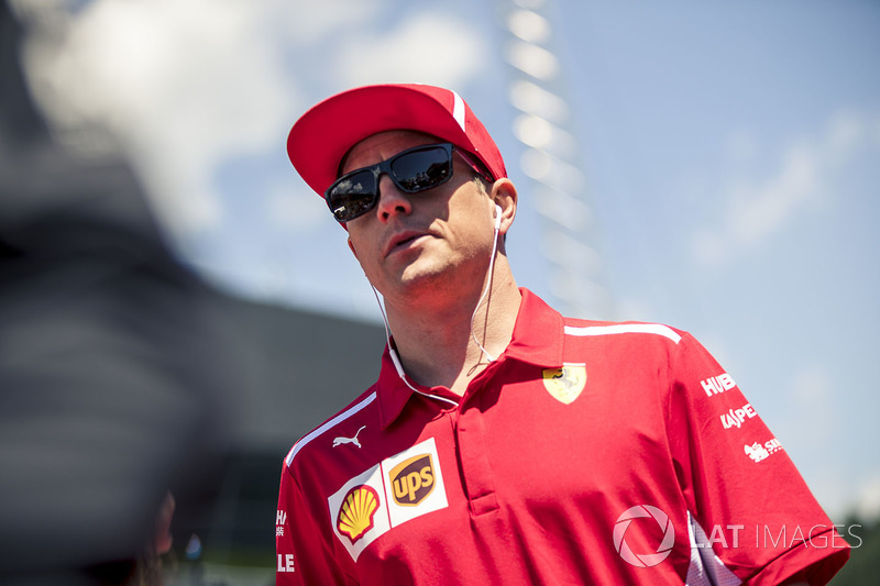 Kimi Raikkonen, Ferrari on the drivers parade