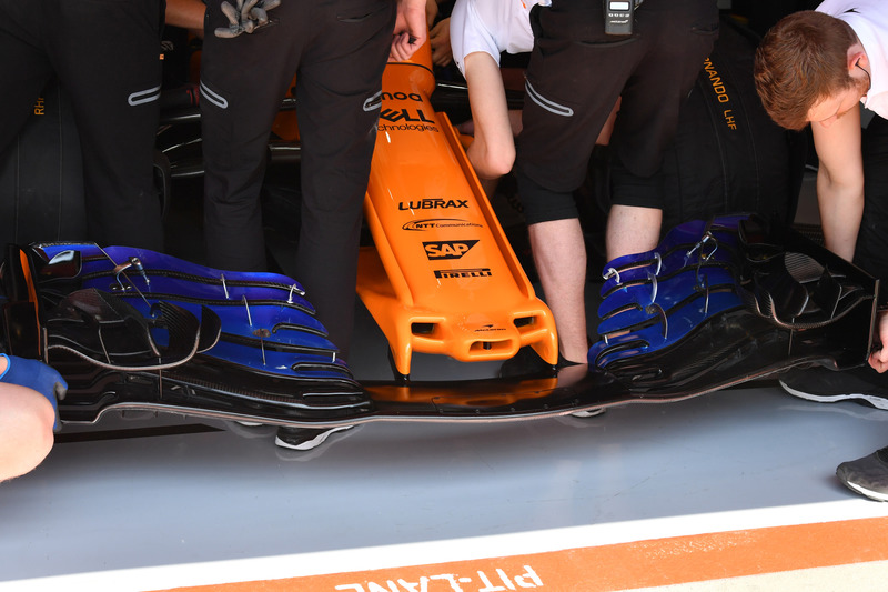 Переднє антикрило McLaren MCL33