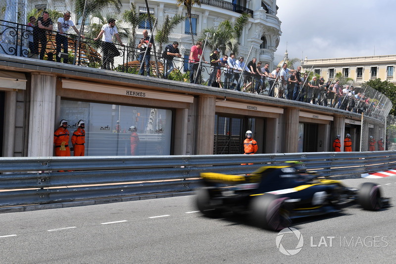 Carlos Sainz Jr., Renault Sport F1 Team R.S. 18