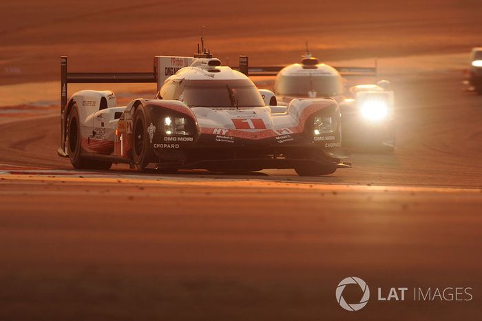 #1 Porsche Team Porsche 919 Hybrid: Neel Jani, Andre Lotterer, Nick Tandy