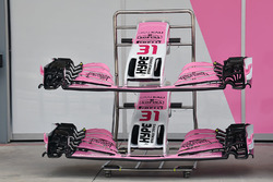 Ніс та переднє антикрило Force India VJM11