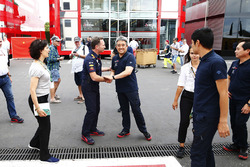 Christian Horner, teambaas Red Bull Racing, Masashi Yamamoto, General Manager, Honda Motorsport