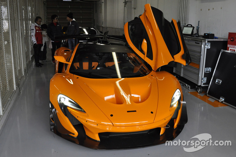 McLaren P1 LM