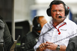 Temporada 2017 - Página 2 F1-brazilian-gp-2017-eric-boullier-racing-director-mclaren