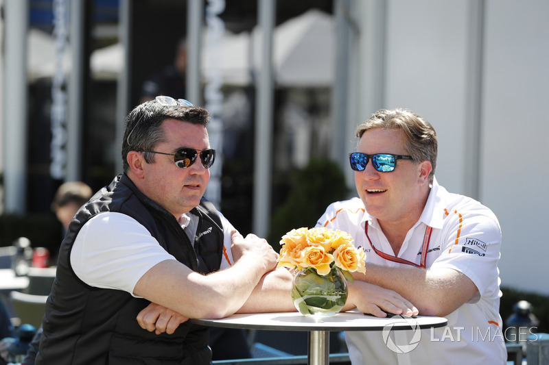 Eric Boullier, directeur de la compétition, McLaren, and Zak Brown, directeur exécutif, McLaren Technology Group