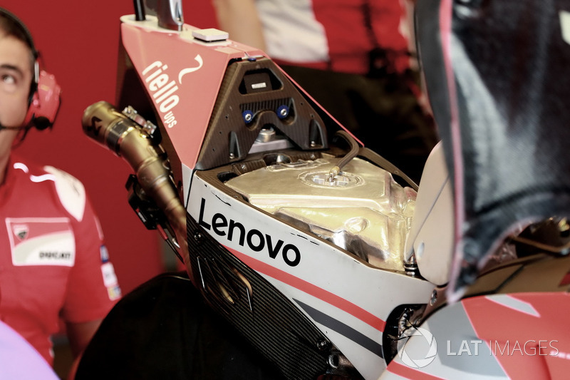 Tangki bahan bakar motor Jorge Lorenzo, Ducati Team