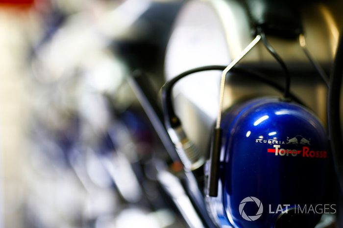 Sets de audífonos de Toro Rosso