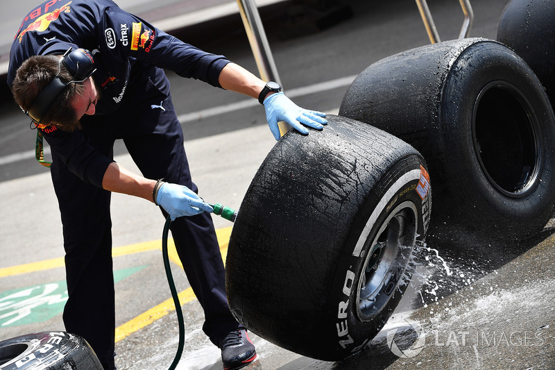 Mencuci ban Pirelli