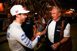 Pierre Gasly, Toro Rosso, is congratulated on a good result by Helmut Markko, Consultant, Red Bull R