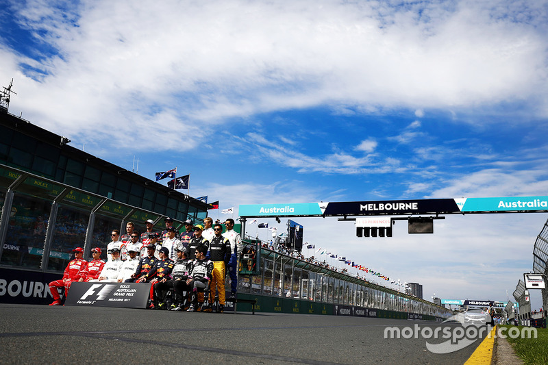 Foto de grupo de pilotos F1 2017