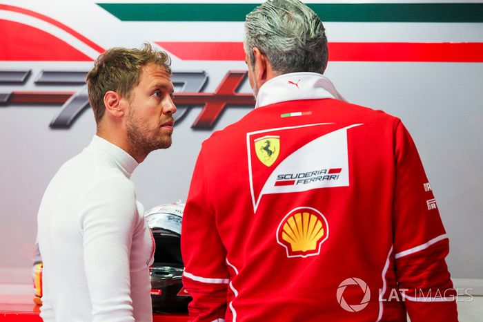 Sebastian Vettel, Ferrari, Maurizio Arrivabene, director del equipo, Ferrari