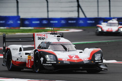 #2 Porsche Team Porsche 919 Hybrid: Тімо Бернхард, Ерл Бембер, Брендон Хартлі