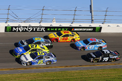 Michael Waltrip, Premium Motorsports Toyota, Paul Menard, Richard Childress Racing Chevrolet, Michael McDowell, Leavine Family Racing Chevrolet, Joey Logano, Team Penske Ford, Brendan Gaughan, Beard Motorsports Chevrolet et Aric Almirola, Richard Petty Motorsports Ford