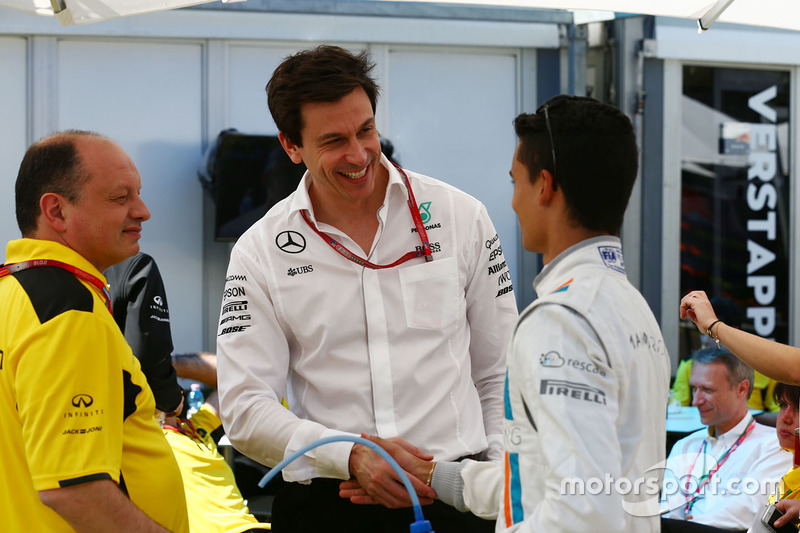 Frederic Vasseur, Renault Sport F1 Team Racing Director, Toto Wolff, Mercedes AMG F1 accionista y Di