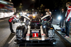 Марк Веббер на Porsche 919 Hybrid LMP1 в Лондоні