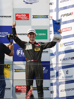 Подіум: Каллум Ілотт, Van Amersfoort Racing Dallara F312 Mercedes-Benz