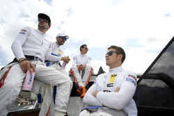 Maximilian Götz, Mercedes-AMG Team HWA, Mercedes-AMG C63 DTM; Gary Paffett, Mercedes-AMG Team ART, M