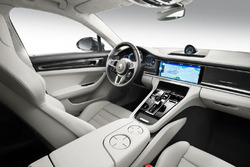 Porsche Panamera 4S