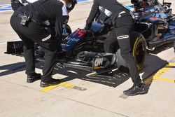 Переднє антикрило McLaren MP4-31 Фернандо Алонсо