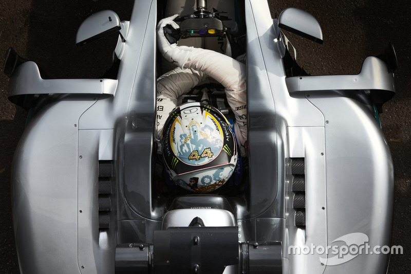 Lewis Hamilton, Mercedes AMG F1 W07 Hybrid