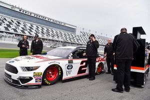 Brad Keselowski, Team Penske, Ford Mustang Discount Tire