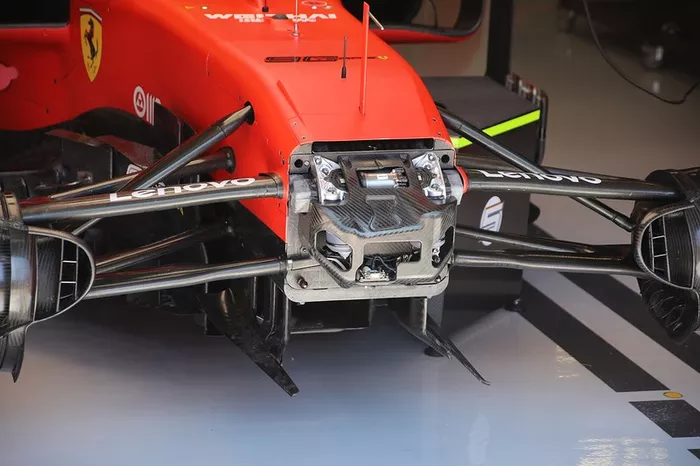 Ferrari SF90 voorzijde - nieuw