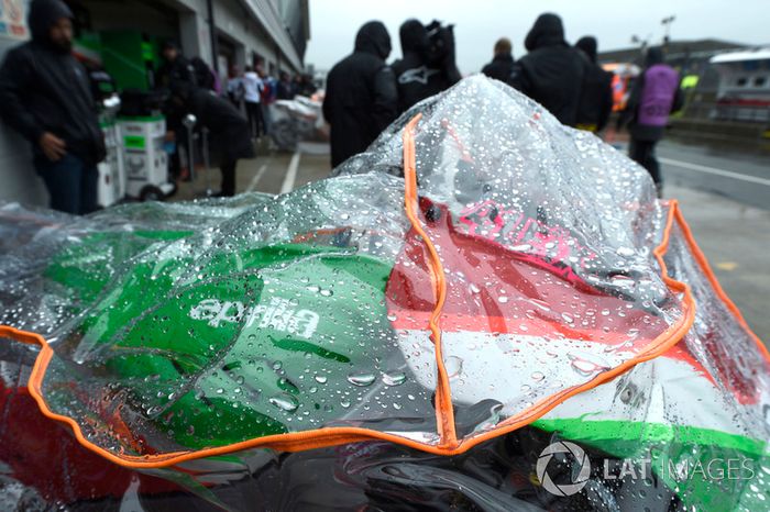 Cubierta de lluvia de Aprilia