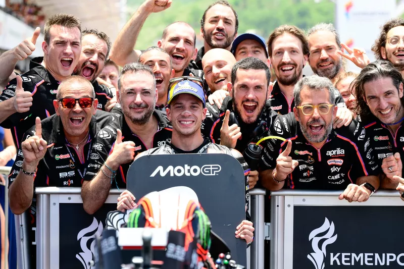 Marco Bezzecchi, Aprilia Racing