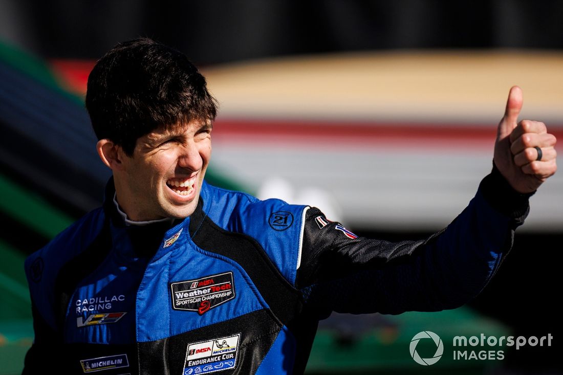 #10 Cadillac Wayne Taylor Racing Cadillac V- Series.R: Ricky Taylor