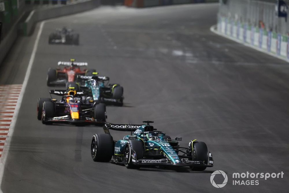 Stroll a un temps mené le groupe des pilotes en lice pour une remontée.