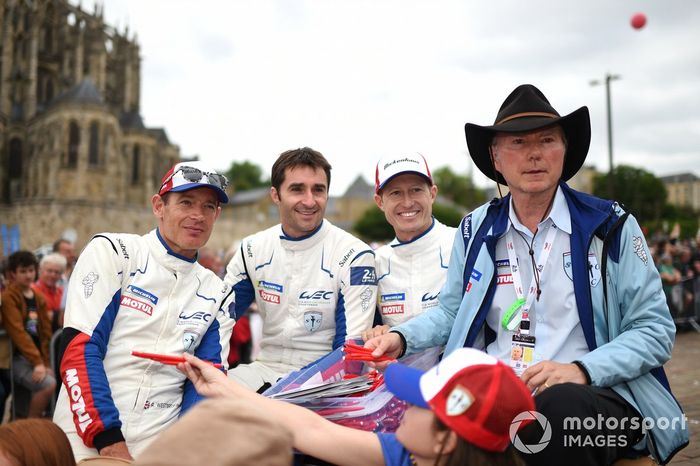 Richard Westbrook, Franck Mailleux, Ryan Briscoe, James Glickenhaus, Glickenhaus Racing