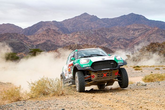 #324 X-Raid Mini: Yasir Seaidan, Kuzmich Alexy