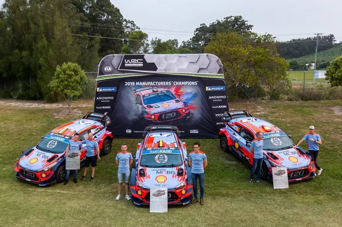 Celebración del campeonato de equipos de Hyundai Motorsport